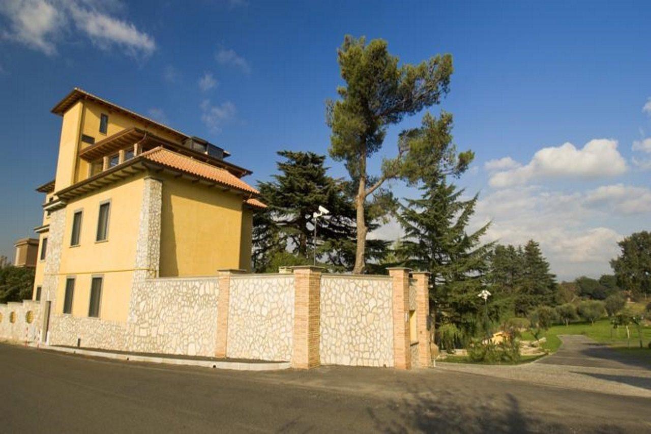 פראסקאטי Green Hotel Poggio Regillo מראה חיצוני תמונה